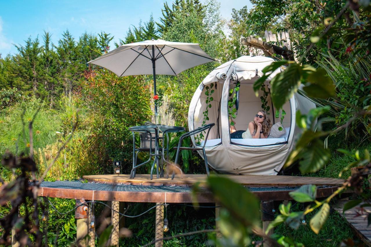 Levit Glamping - Hotel Guatape Penol (Adults Only) Zewnętrze zdjęcie