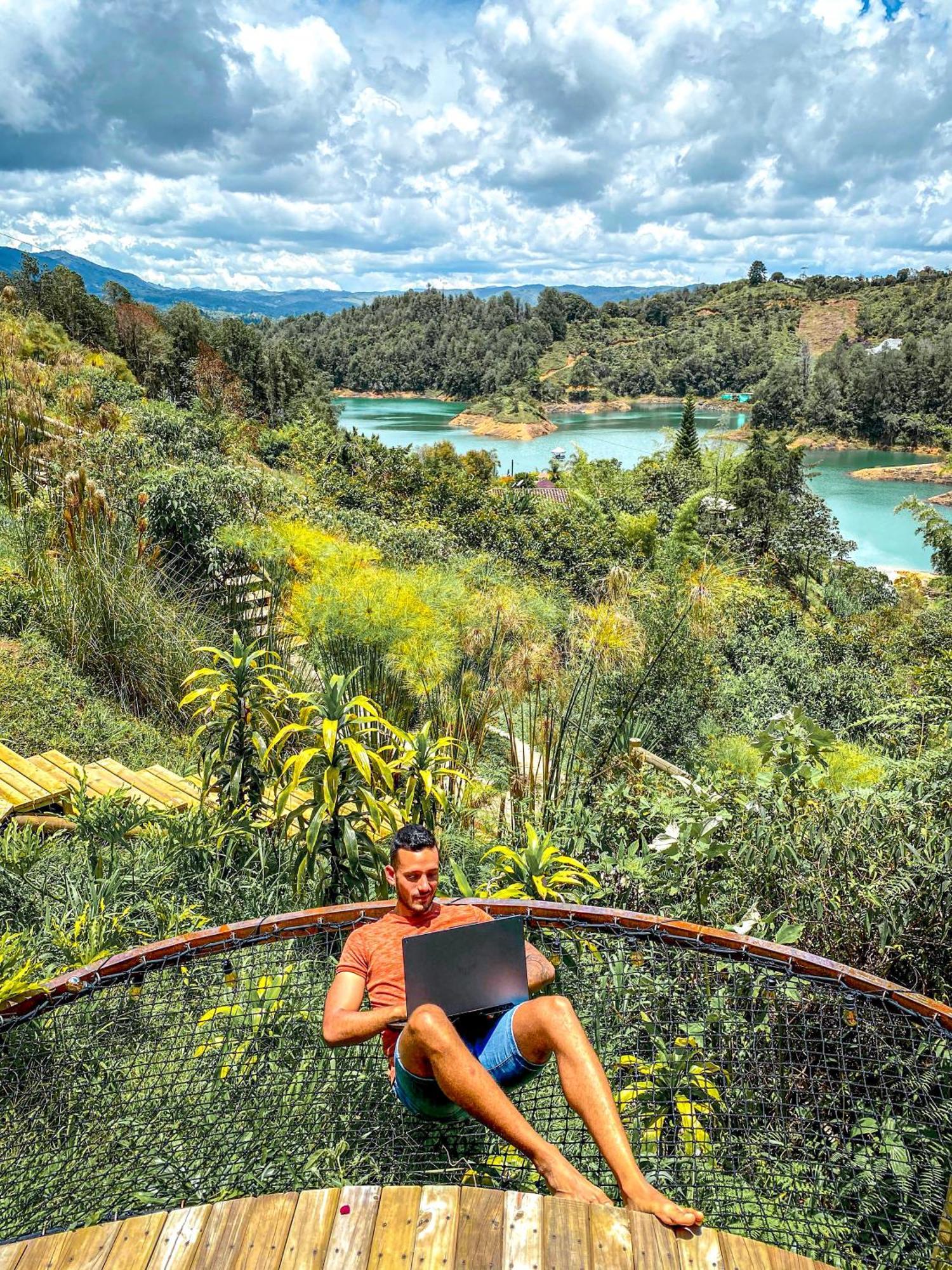 Levit Glamping - Hotel Guatape Penol (Adults Only) Zewnętrze zdjęcie