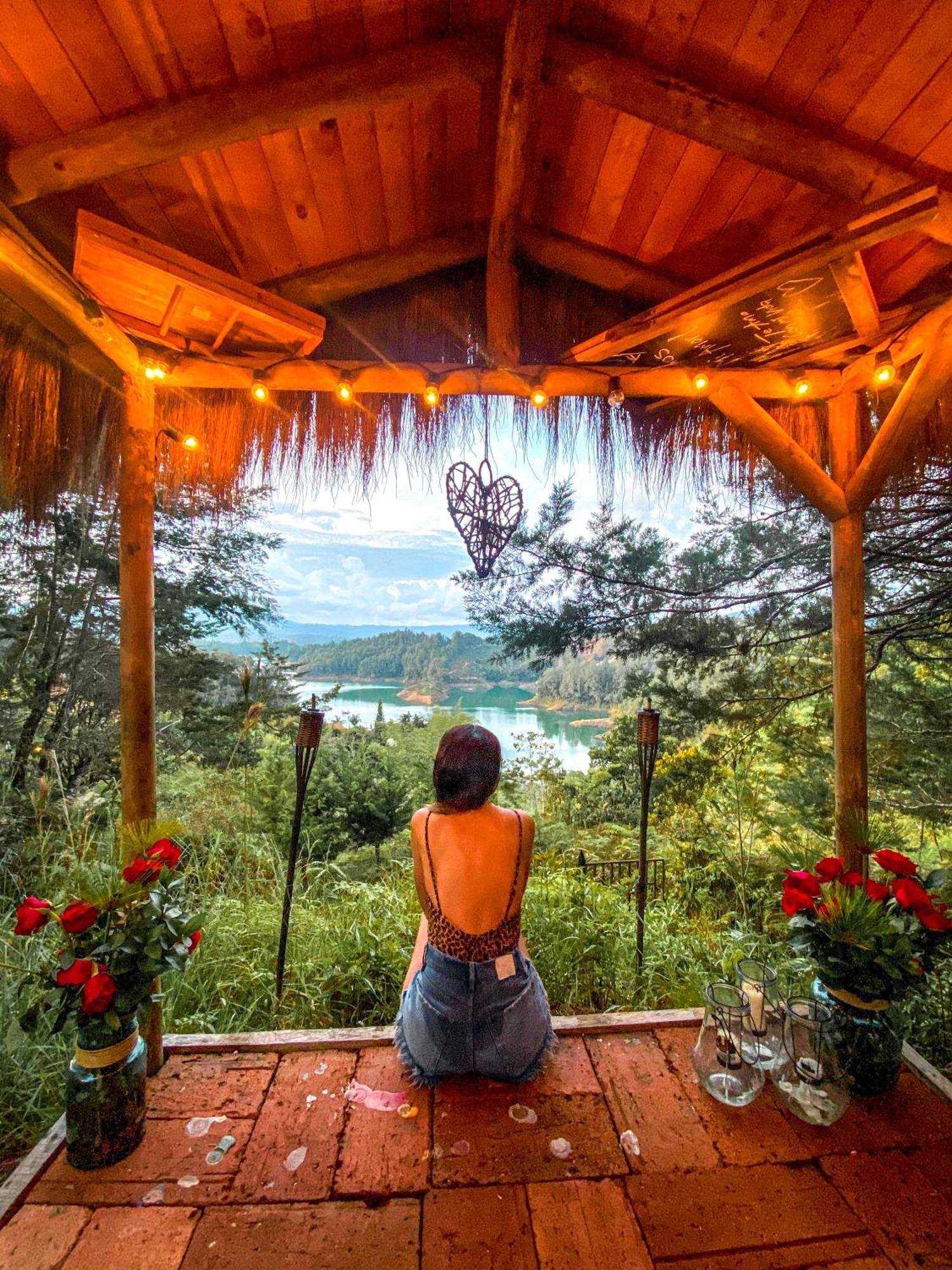 Levit Glamping - Hotel Guatape Penol (Adults Only) Zewnętrze zdjęcie