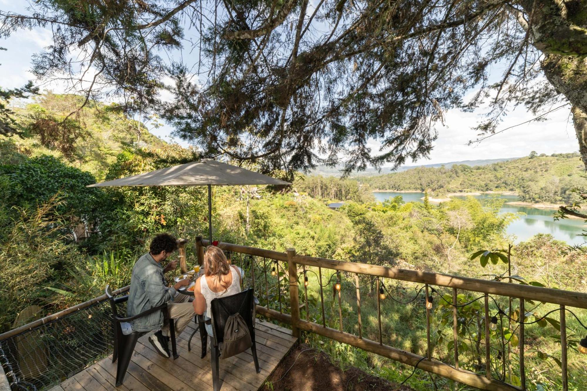Levit Glamping - Hotel Guatape Penol (Adults Only) Zewnętrze zdjęcie
